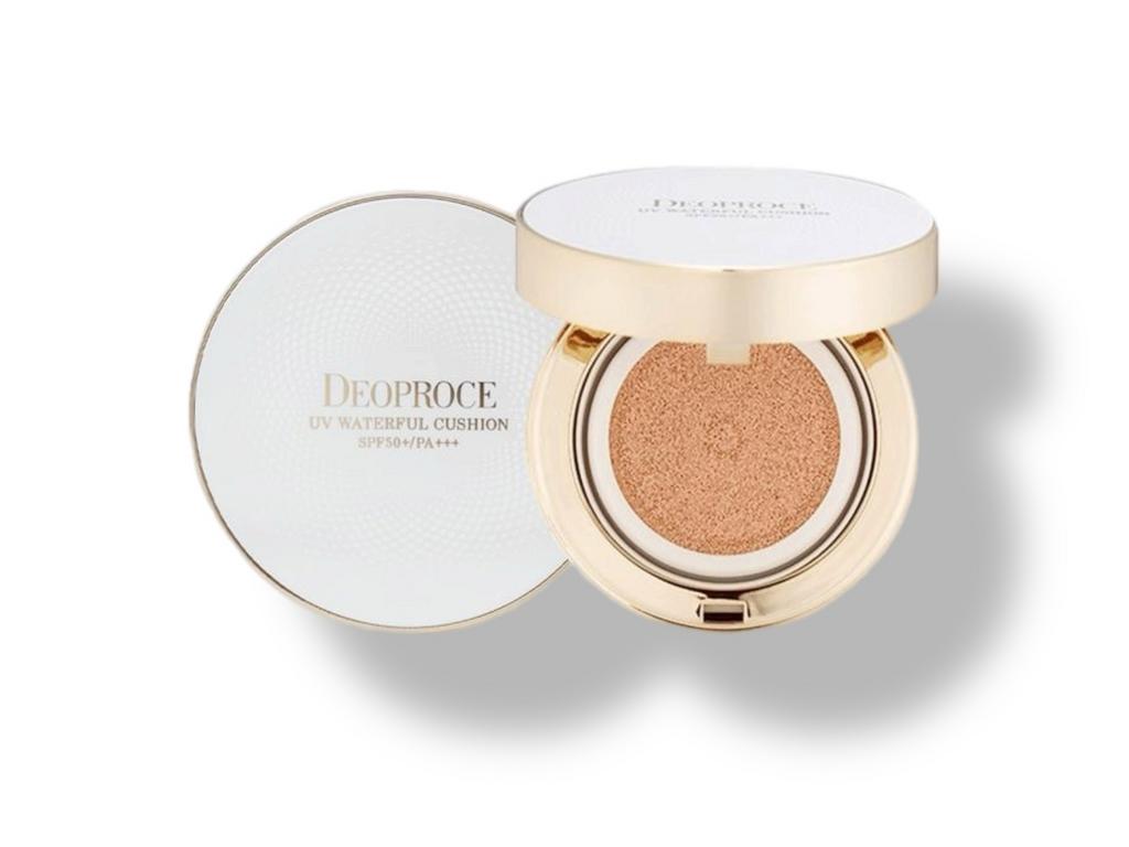 Крем-пудра кушон, #23, песочно-бежевый. Deoproce UV Waterful Cushion SPF50/PA+++ с запаской,14 гр*2.